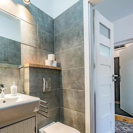 Pomorskie Enter House