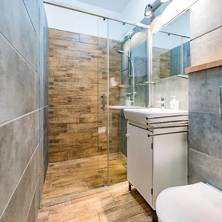 Pomorskie Enter House